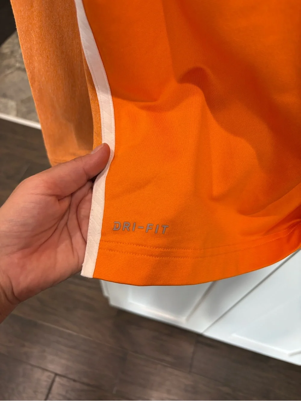 Nike Tennessee Volunteers Dri-FIT Quarter-Zip Pullover Orange Mens Medium
